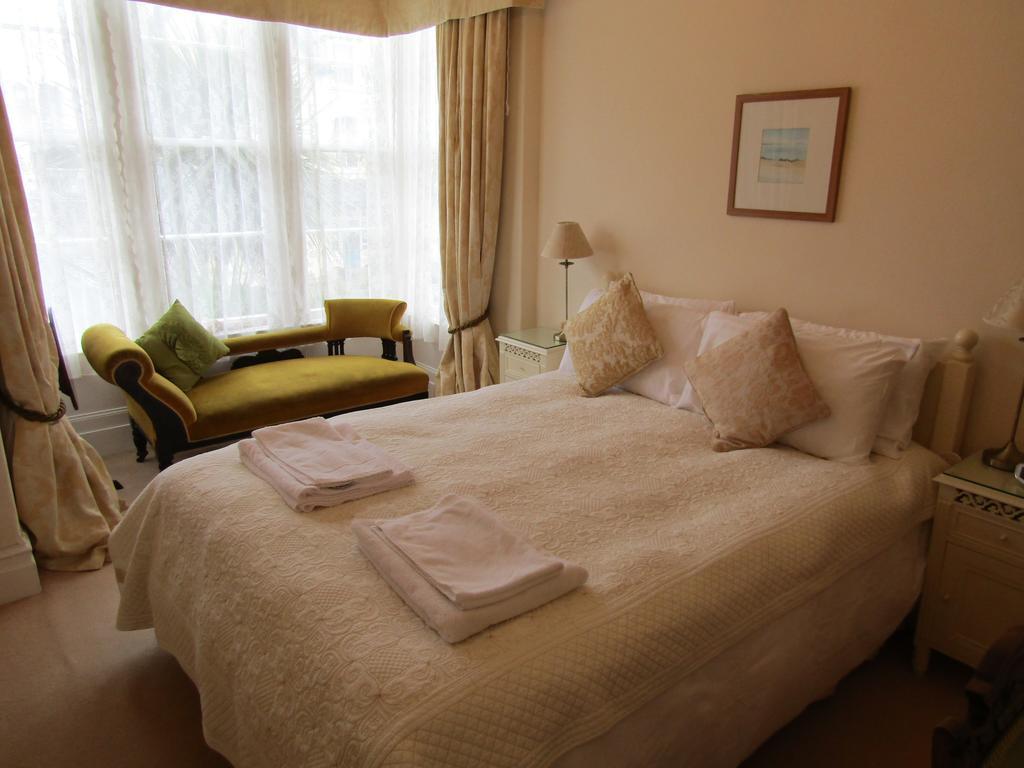 Harringtons At 14 Hotel Llandudno Kültér fotó