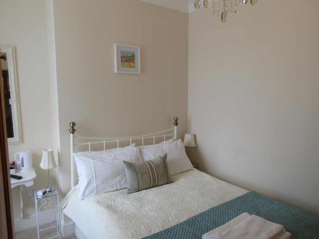 Harringtons At 14 Hotel Llandudno Kültér fotó
