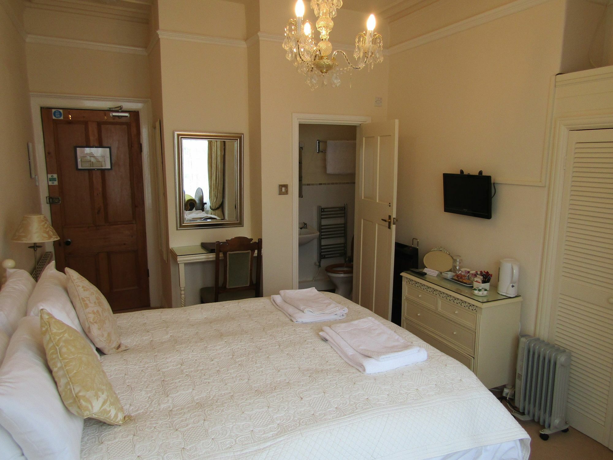 Harringtons At 14 Hotel Llandudno Kültér fotó